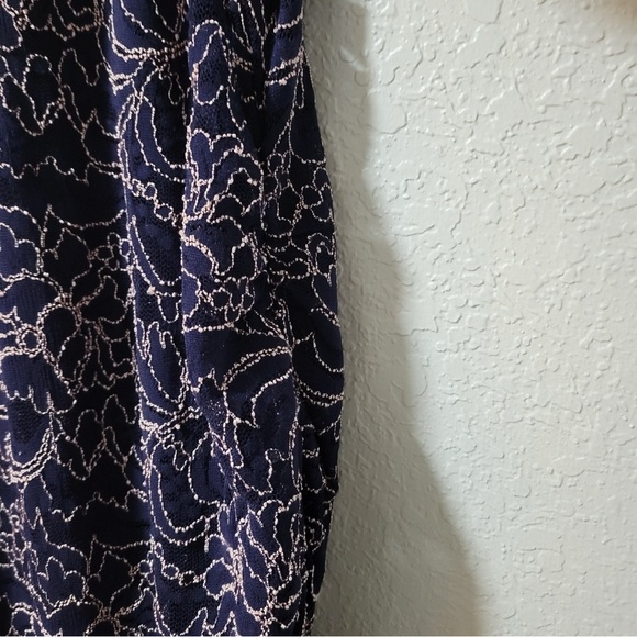 Motherhood Maternity Lace Gender Reveal Dress - Picture 8 of 11